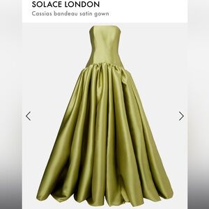 SOLACE LONDON CASSIAS SATIN GOWN PEAR GREEN